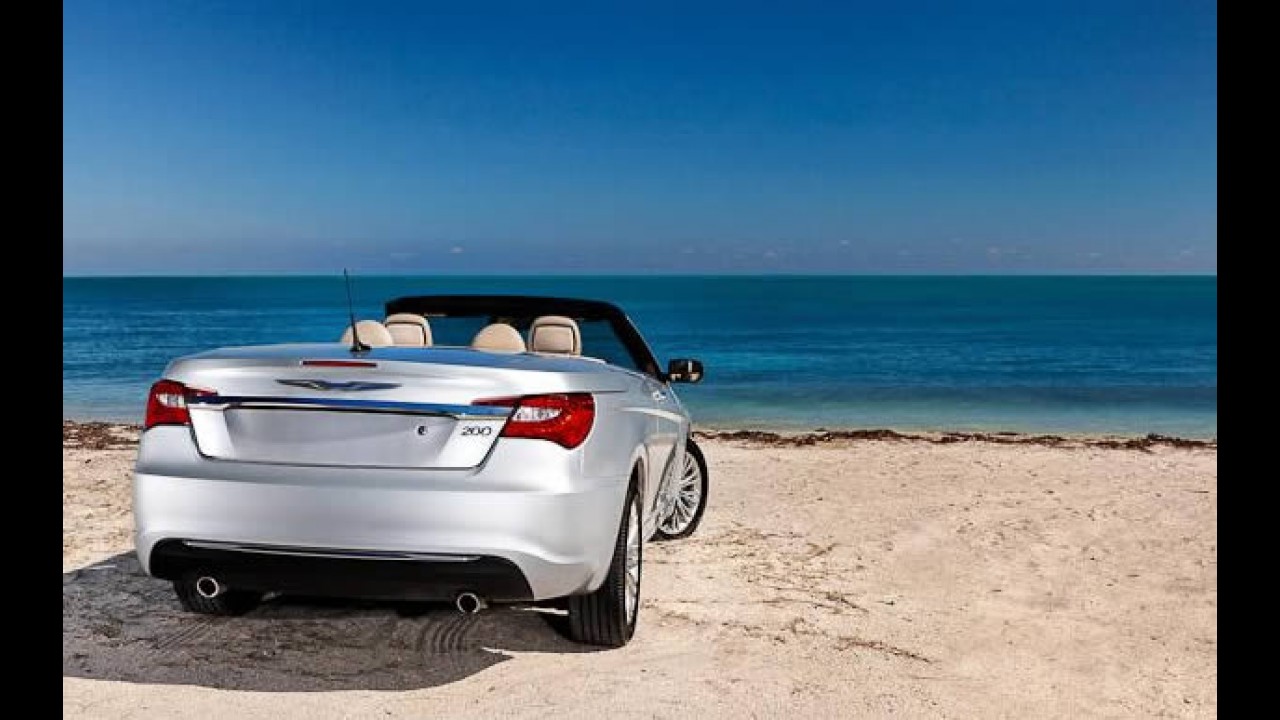 Fotos oficiais do Novo Chrysler 200 Conversível vazam na internet