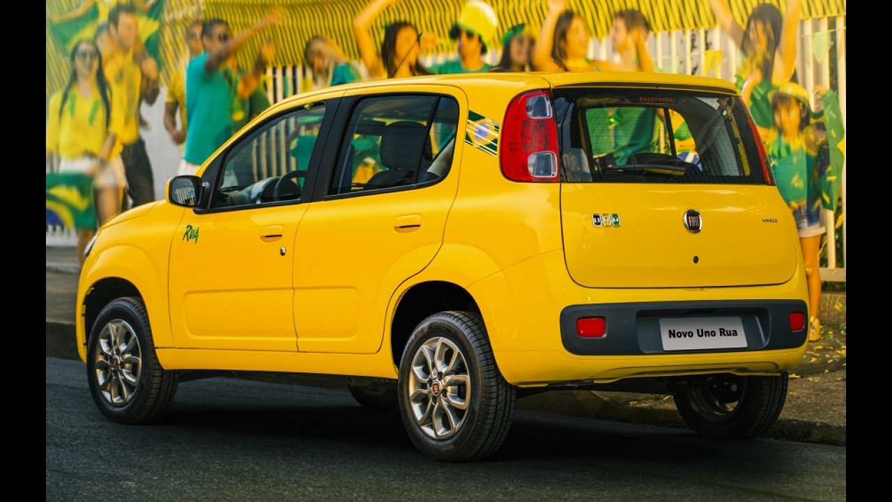 Fiat Uno faz alusão à Copa do Mundo com série especial Rua por R$ 33.590