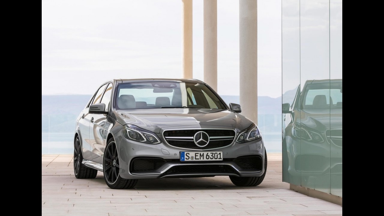 Mercedes-Benz E63 AMG 2014 ganha opção S-Model e tração integral - Veja fotos