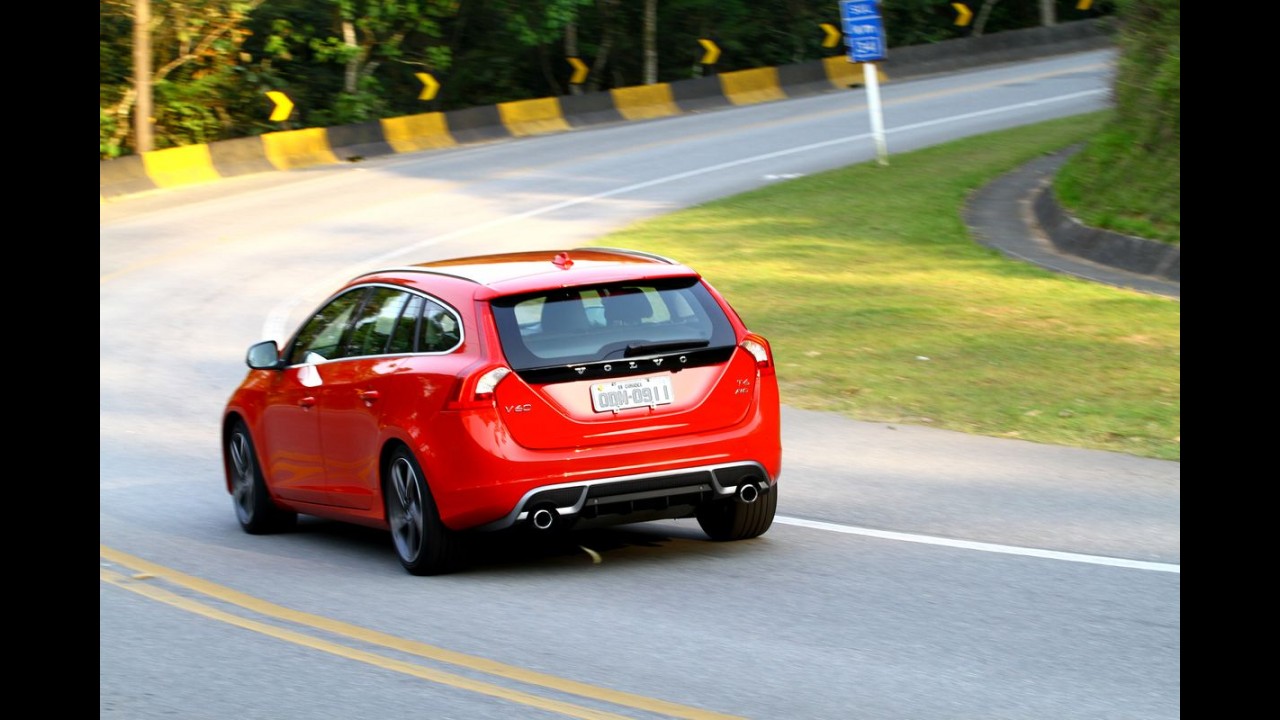 Impressões ao dirigir: Novo Volvo V60 T5 Comfort R-Design - O "SportWagon"