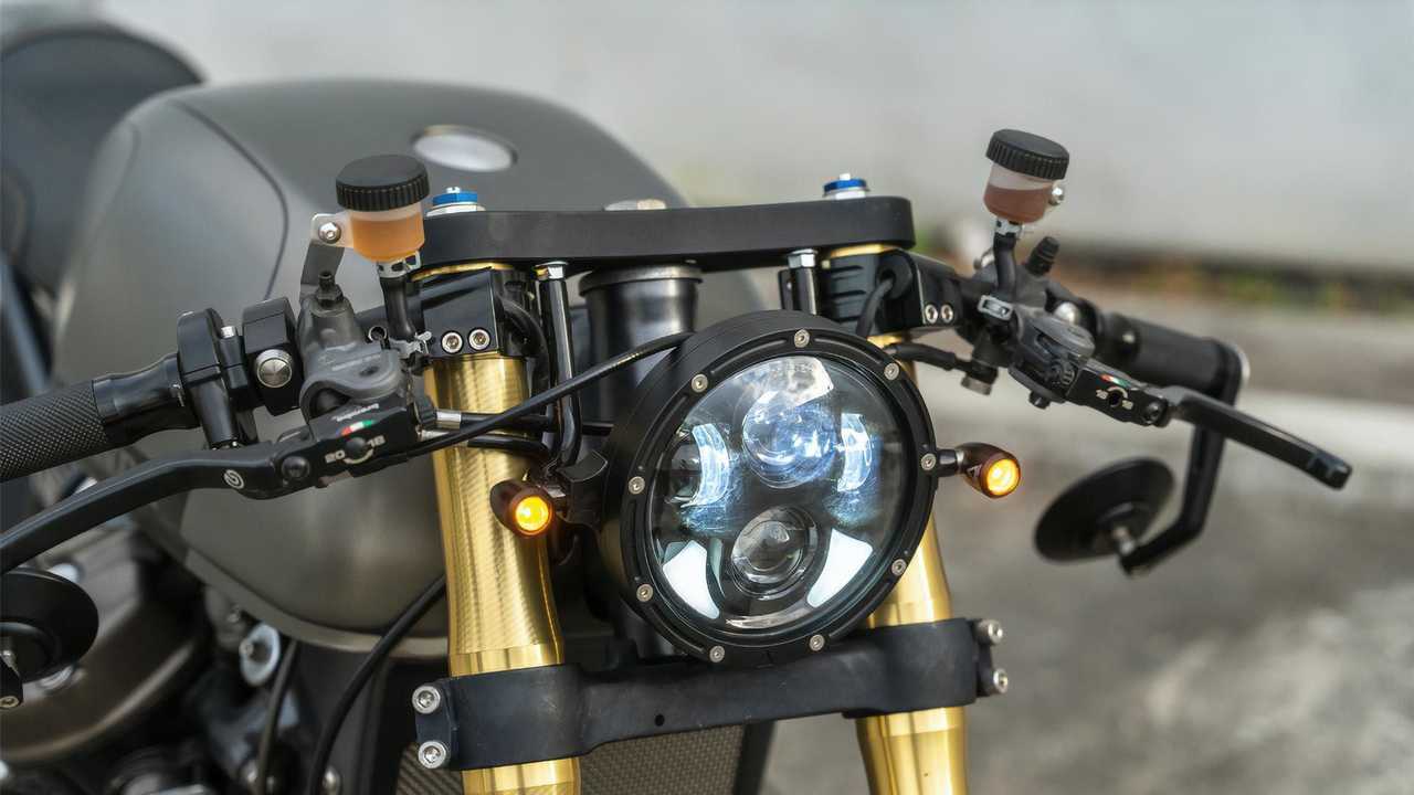 Honda CX500 Cafe Racer - Faros delanteros