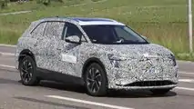 Großes Elektro-SUV von Audi als Erlkönig