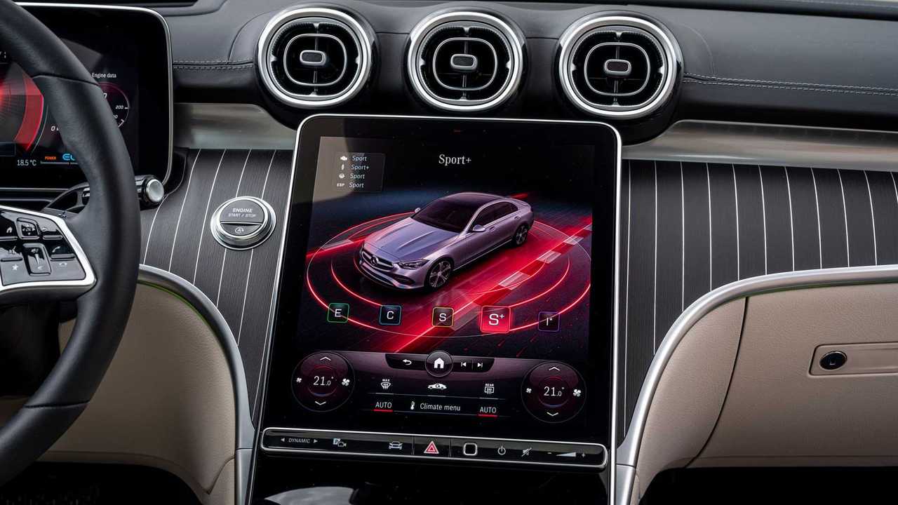 Mercedes-Benz Classe C 300 2022 - Avaliação