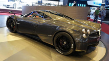 Pagani Huayra Carbon Edition live in Geneva 06.3.2012