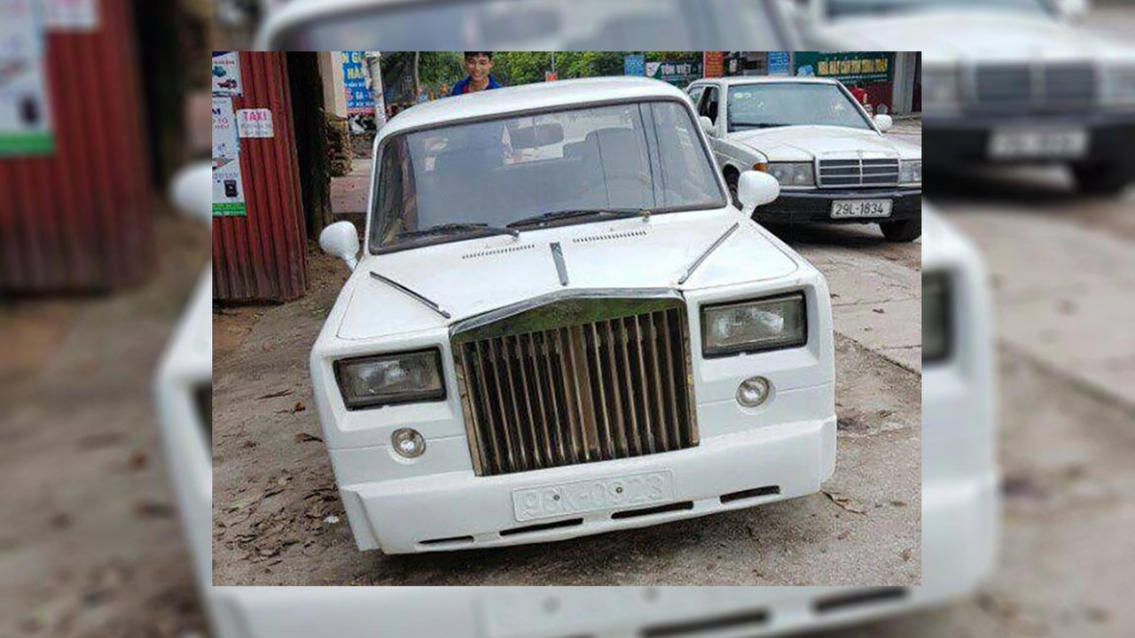 Fake Rolls-Royce Phantom