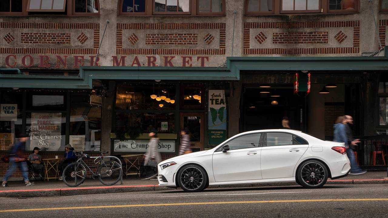 2019 Mercedes-Benz A220