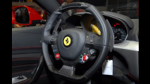 Dentro la Ferrari FF al Salone di Ginevra 2011
