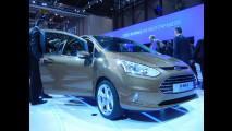 Ford B-Max vista da vicino al Salone di Ginevra