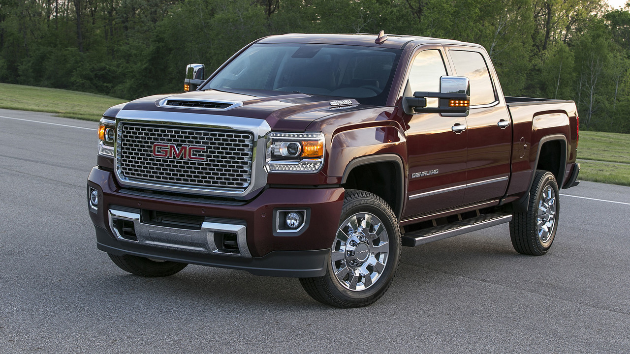 2017 Gmc Sierra 2500hd Denali Motor1 Photos 2017 Gmc Sierra 2500hd Denali