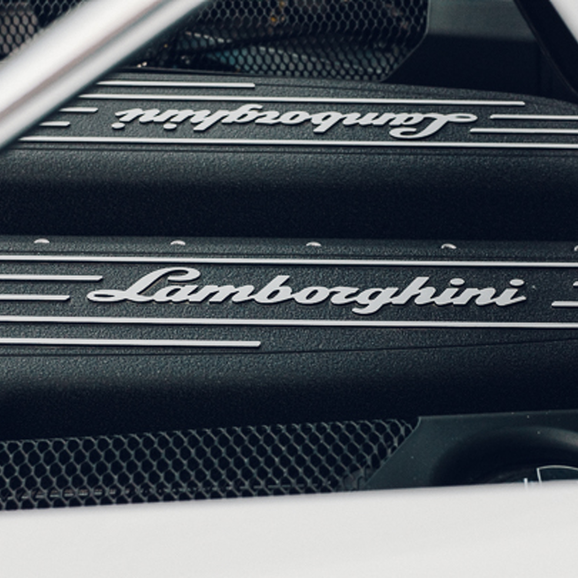 Basking in the Purity of the World’s Last Manual Lamborghini