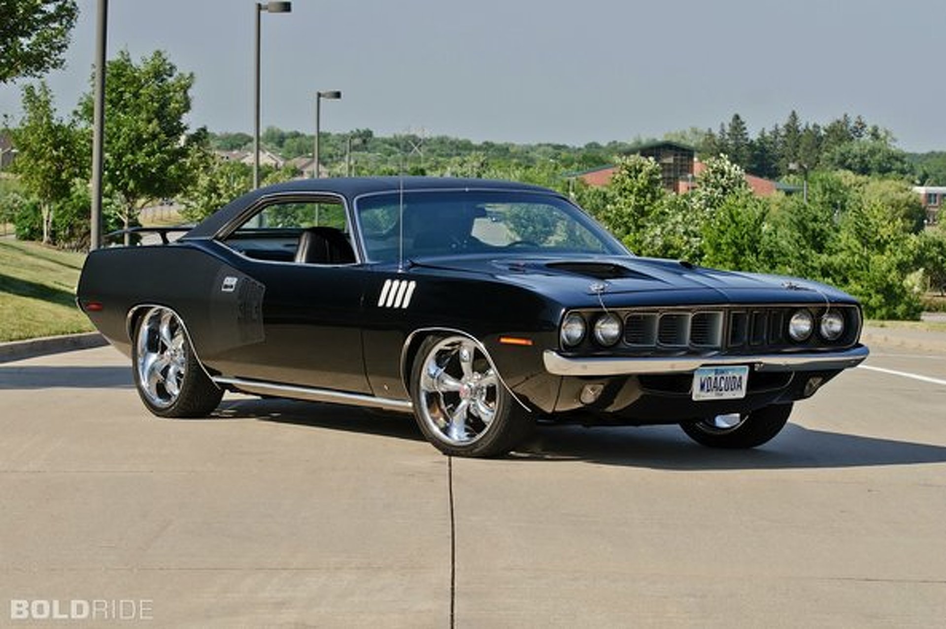 2015 SRT Barracuda Further Detailed