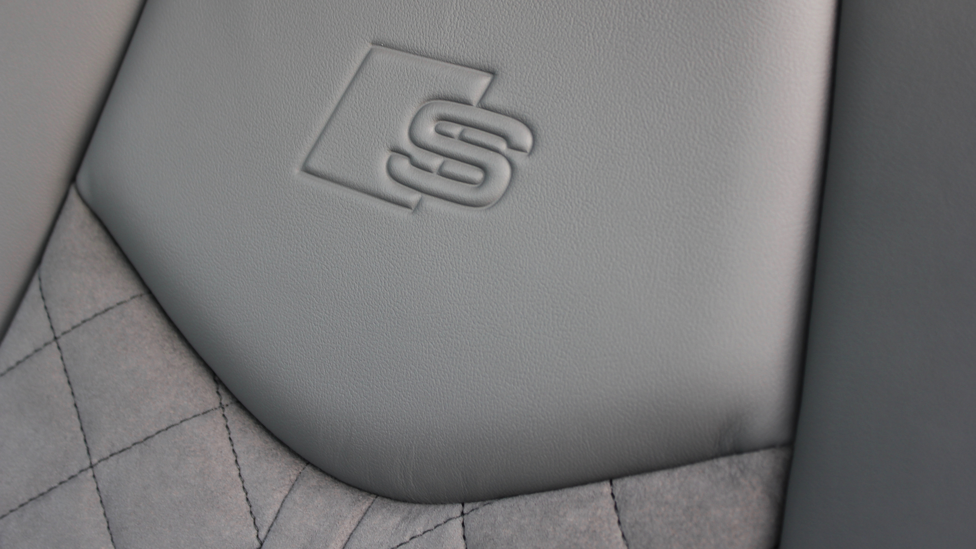 Review 2016 Audi TTS
