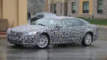 2018 / 2019 Lexus ES casus fotoğrafları