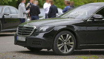 Mercedes S Class facelift spy photo