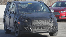 2015 Ford S-Max spy photo