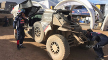 Damaged #304 Peugeot Sport Peugeot 3008 DKR- Carlos Sainz, Lucas Cruz