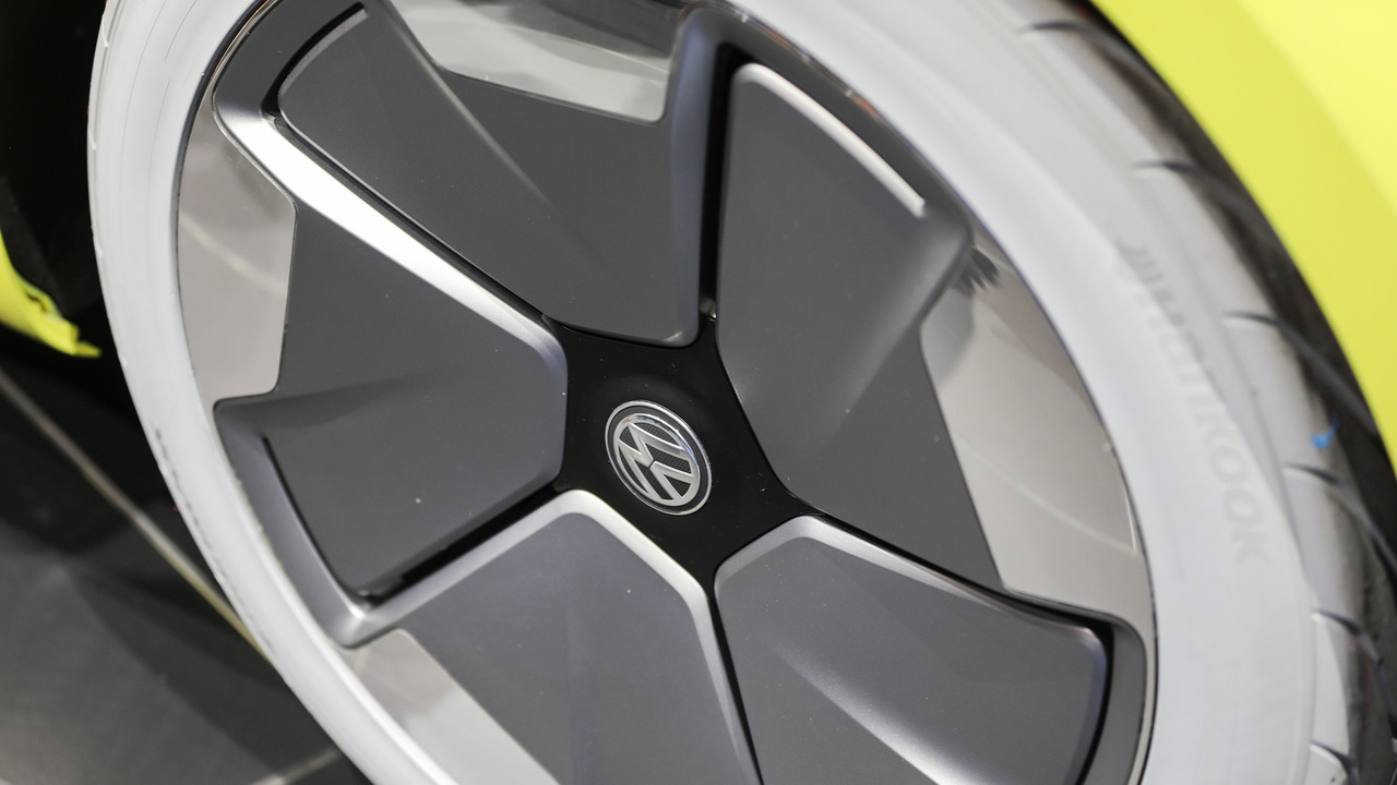 Volkswagen I.D. Buzz Concept: Detroit 2017
