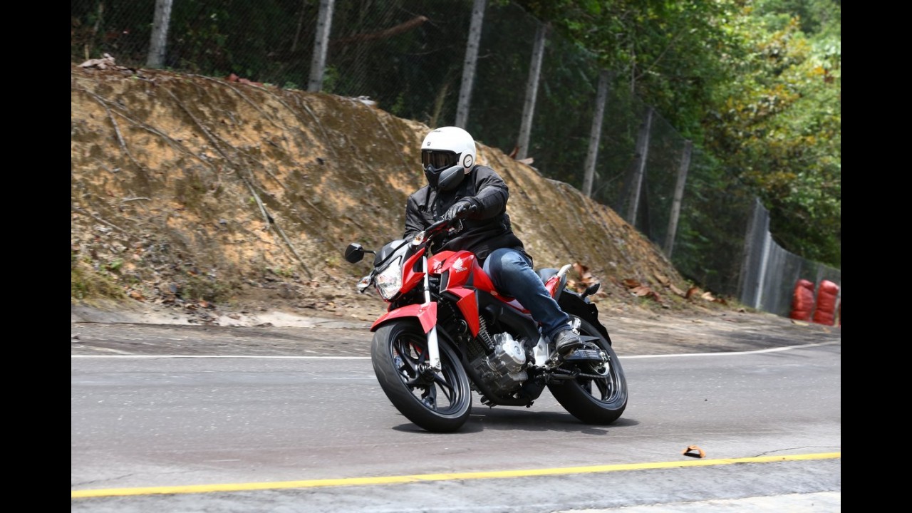 Volta Rápida: nova Honda CB 250 Twister substitui a CB 300R sem deixar saudades