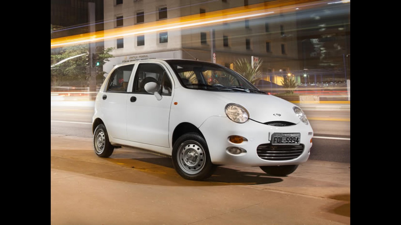 Ainda importado, novo Chery QQ fica mais caro e chega por R$ 31.990