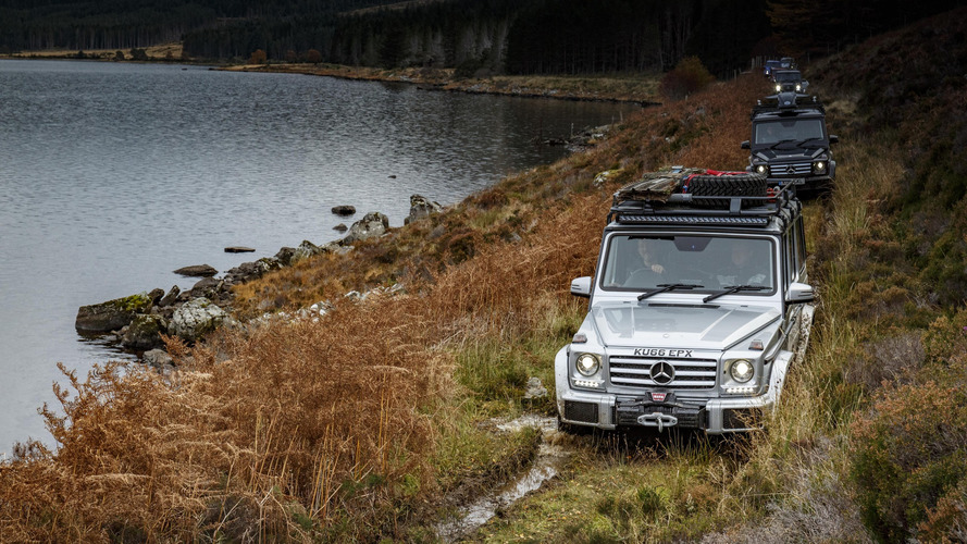 12 Mercedes SUVs traversed U.K. without using public roads
