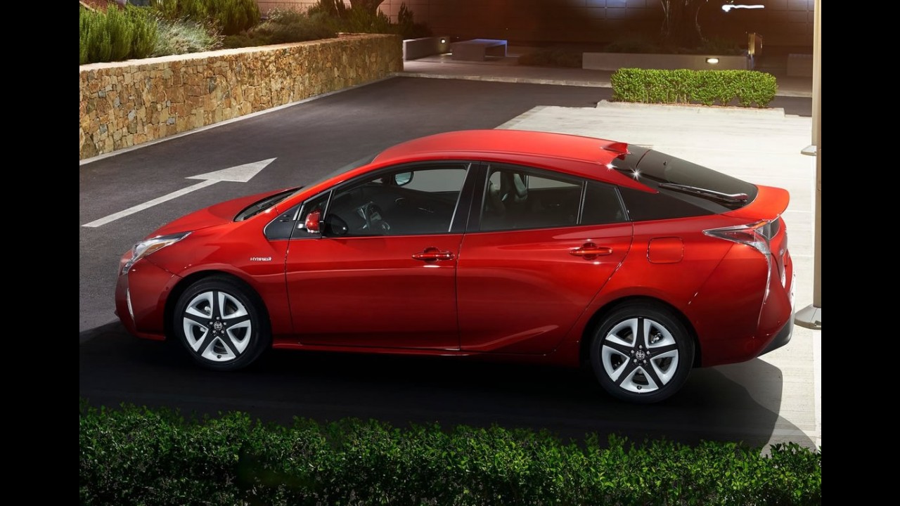 Novo Toyota Prius 2016 é revelado - veja fotos do futuro híbrido nacional