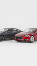 Tesla Model S scale model
