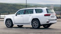 2022 Toyota Land Cruiser LWB rendering (rear)