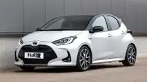 Toyota Yaris Hybrid - Sportfedern - Front
