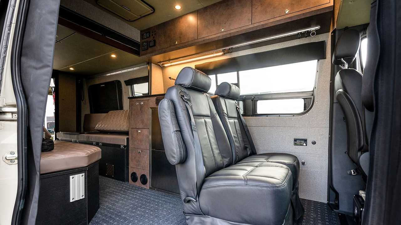 Кемпер от Outside Van