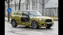 Nuova Mini Countryman, le foto spia