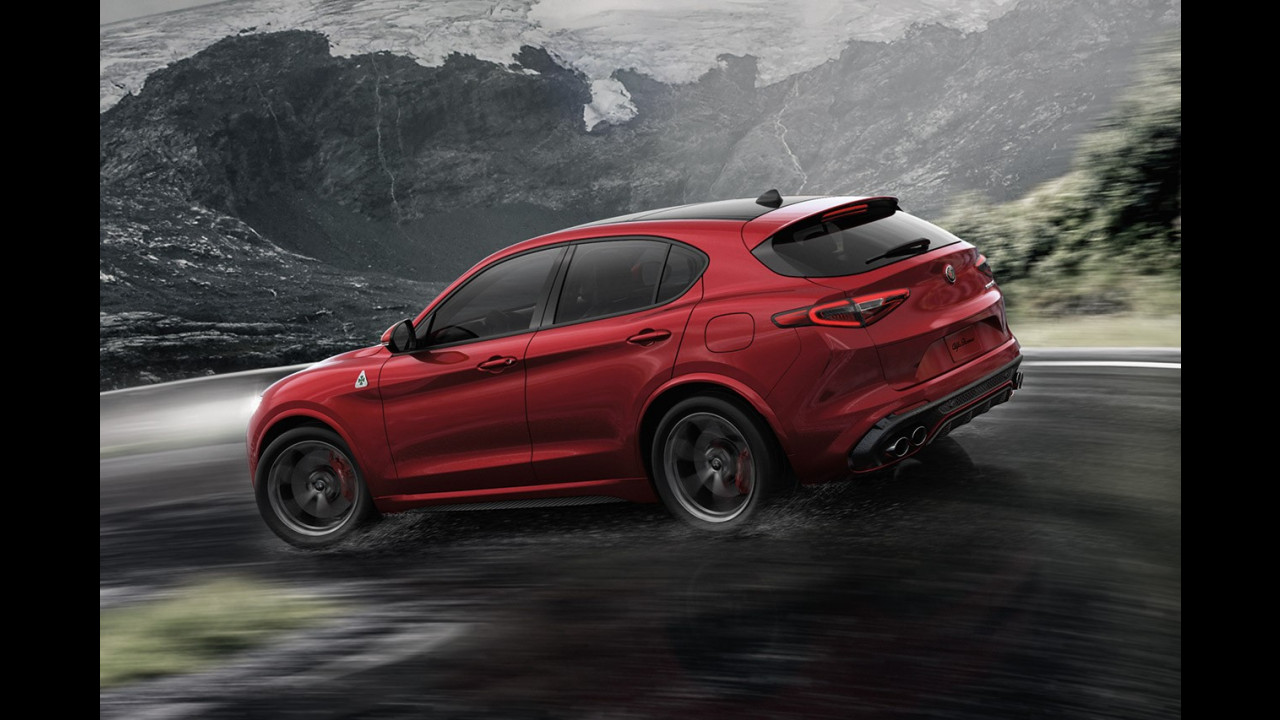 Alfa Romeo Stelvio Quadrifoglio 029 10 Di 25 Foto Motor1 Com
