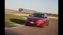 Peugeot 308 GTi, in pista con voi
