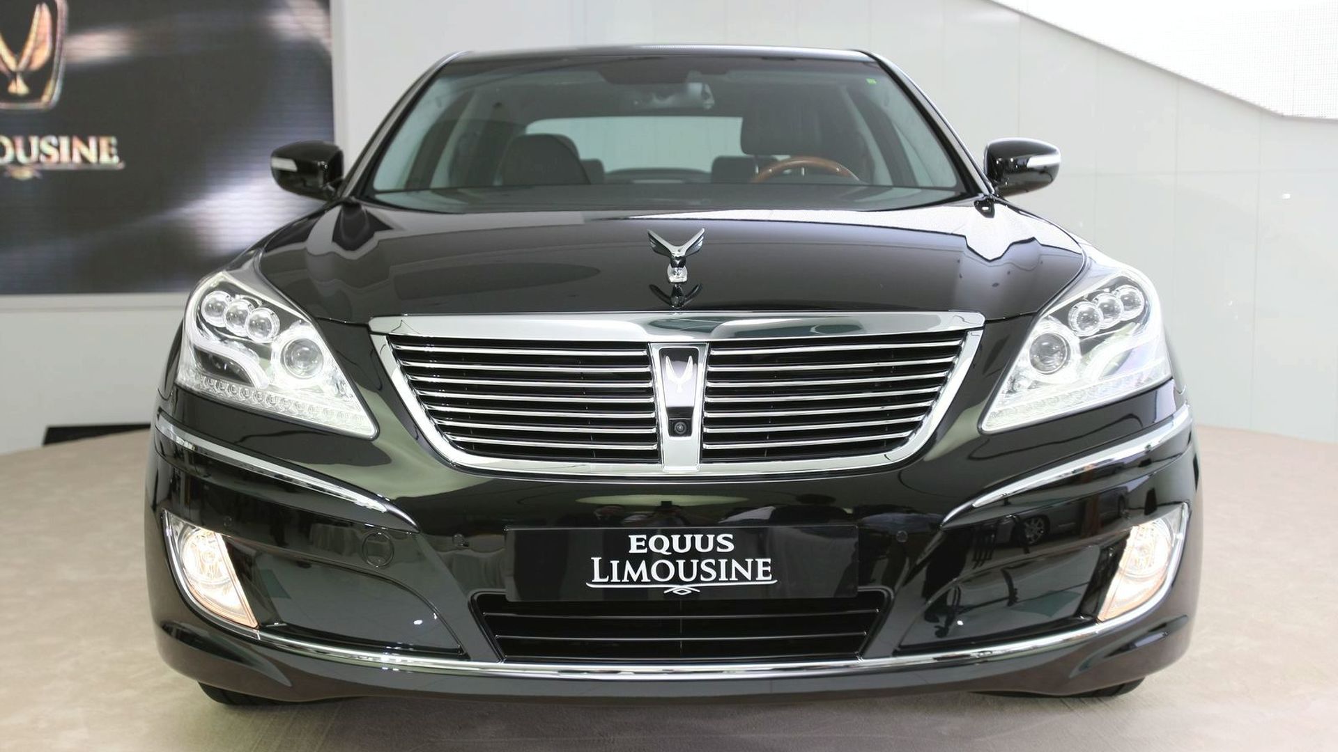 Hyundai EQUUS Stretch Edition Launched
