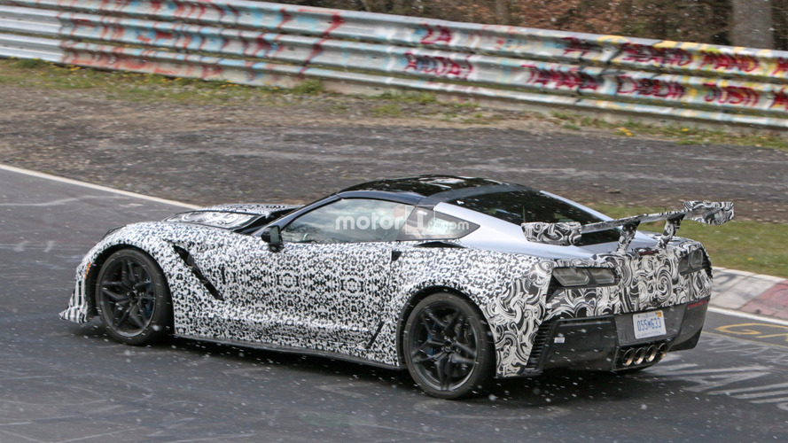 2018 Chevy Corvette ZR1 spy photo