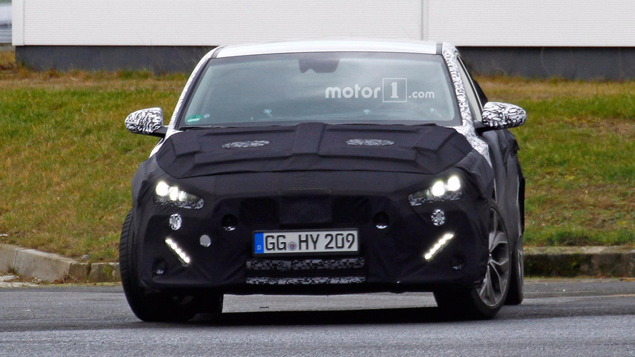 Hyundai i30 Fastback Spy Shots