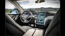 Tesla verbessert Autopilot
