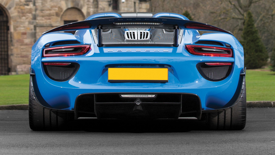 Arrow Blue Porsche 918 Spyder