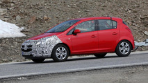 2014 Opel Corsa facelift spy photo