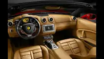 Il cockpit della Ferrari California