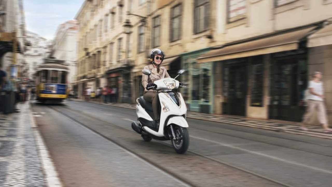 Yamaha D'Elight Scooter