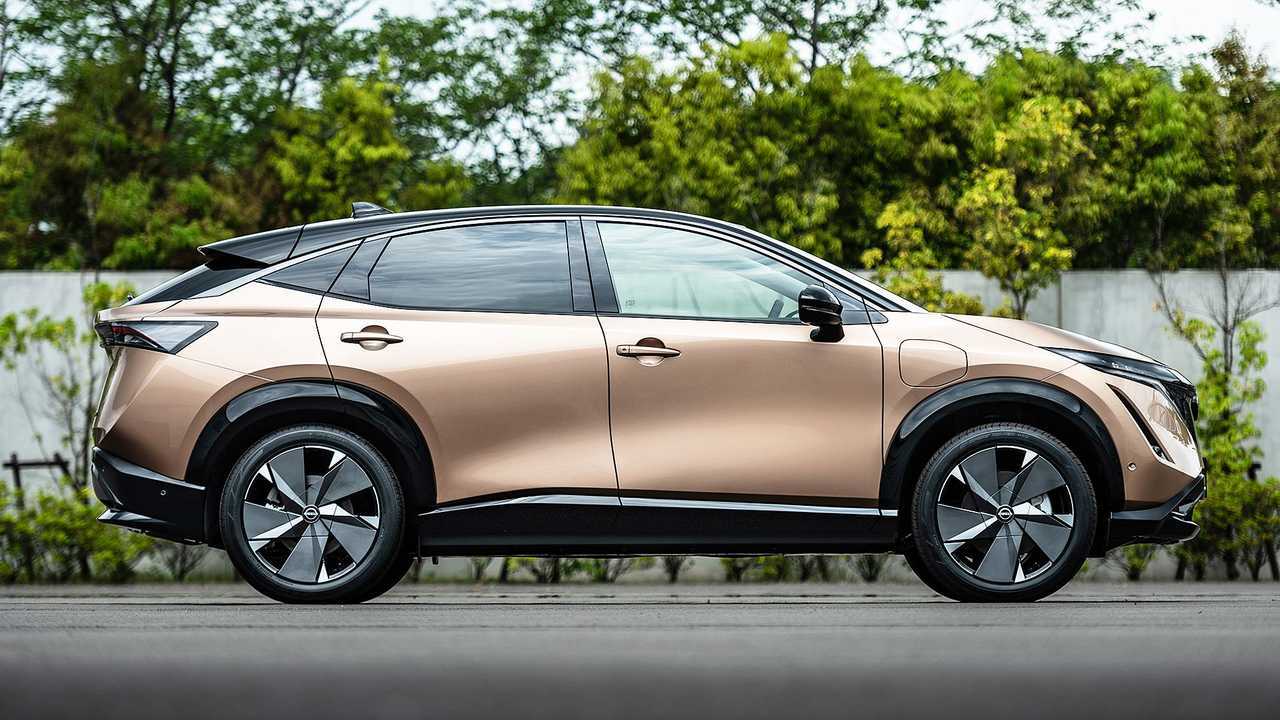 Nissan Qashqai vs Nissan Ariya