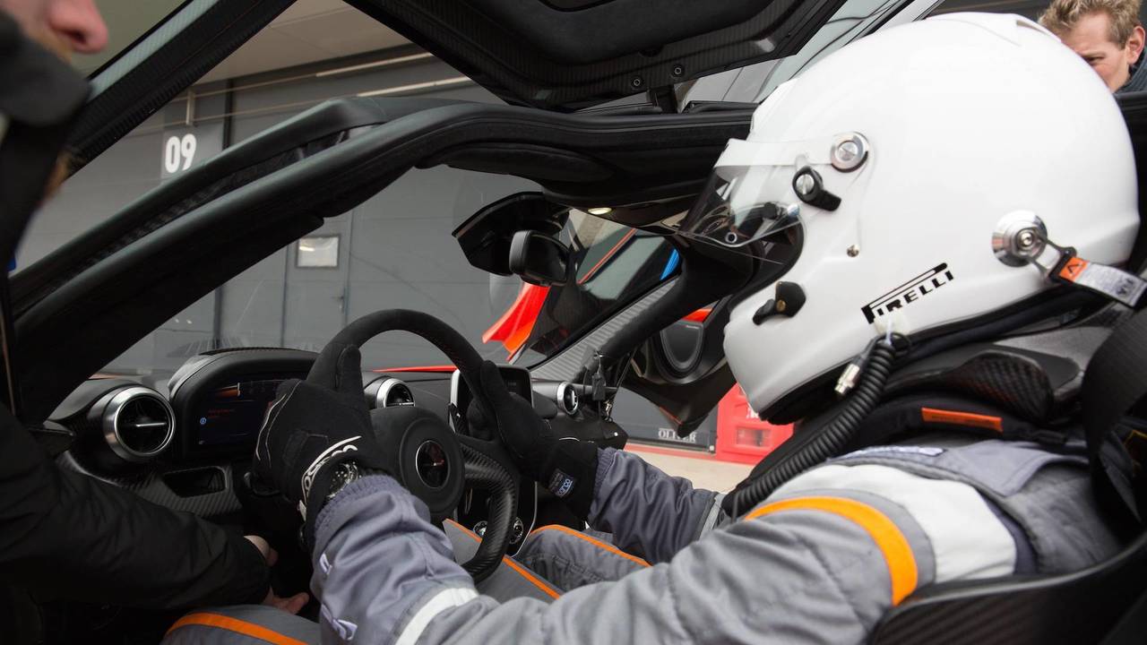 McLaren Senna: First Drive
