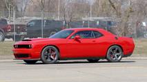 Dodge Challenger Hellcat Drag Pack casus fotoğraf