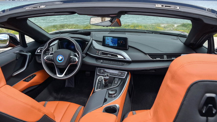 BMW i8 Roadster: İlk Sürüş