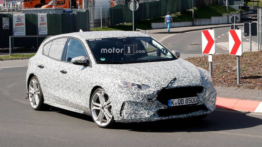 Ford Focus ST / RS spy photo