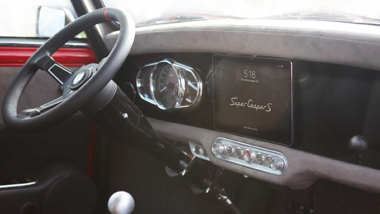 Mini Cooper Type S by Gildred Racing