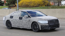 2017 Lincoln Continental spy photo