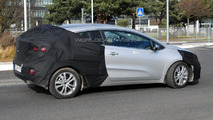 Kia pro_cee'd facelift spy photo