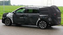 2021 Kia Carnival / Sedona spy photo