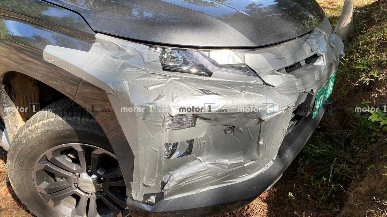 Flagra Nova Mitsubishi L200 2021